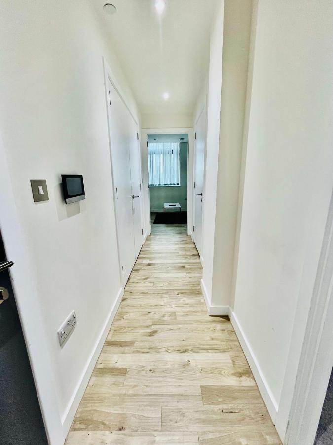 Stunning One Bedroom Apartment In Old Trafford Manchester Bagian luar foto